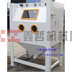 木雕噴砂機(jī)，木雕去毛刺噴砂機(jī)，家具木材噴砂機(jī)，木雕拋光噴砂機(jī)